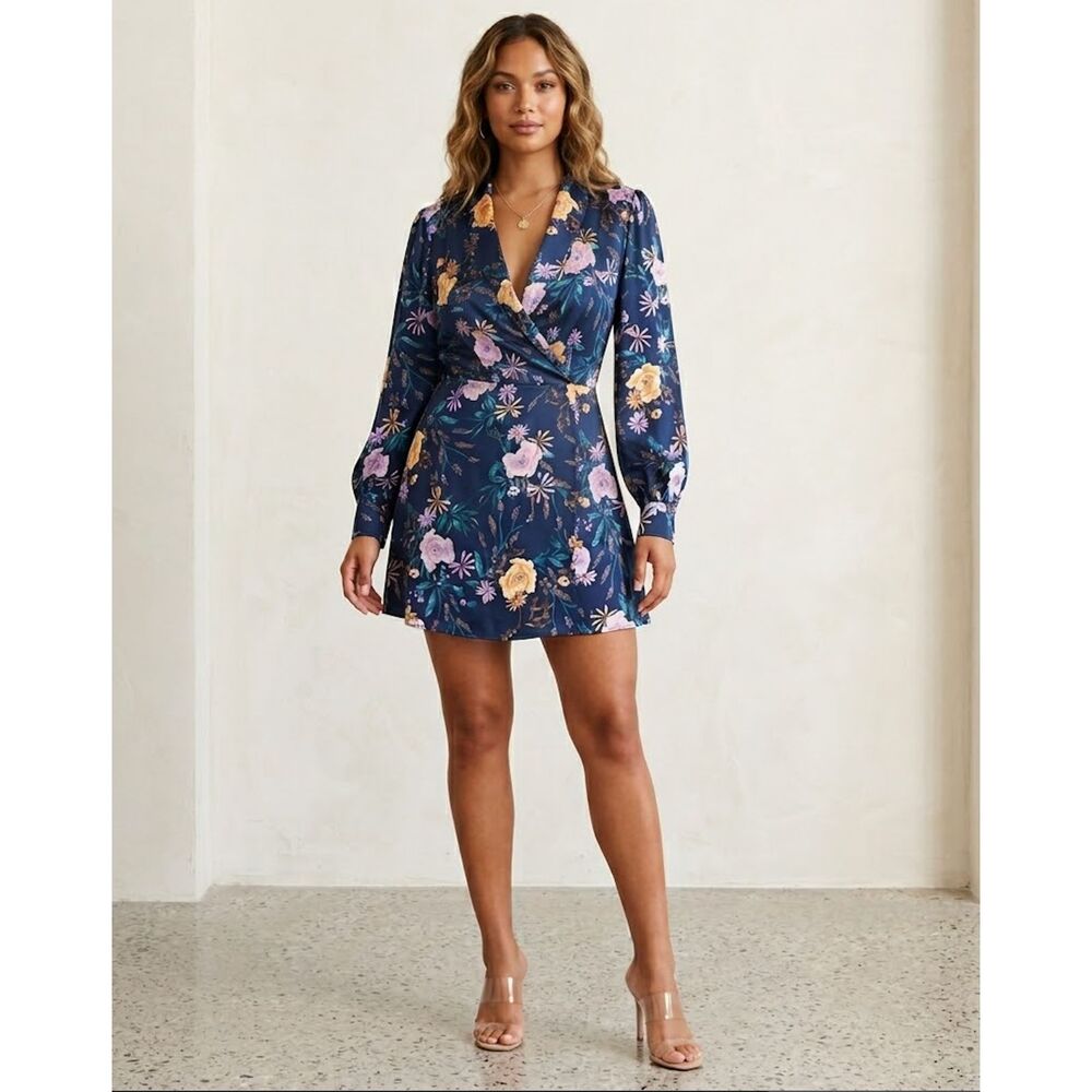 Lost + Wander Wrap Dress M Short Wrap Wedding Preppy Floral Boho Navy Blue Eva